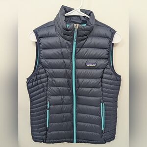 Patagonia Charcoal Vest with Aqua Details